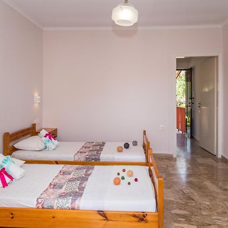 Roussa'S Apartments Laganas Dış mekan fotoğraf