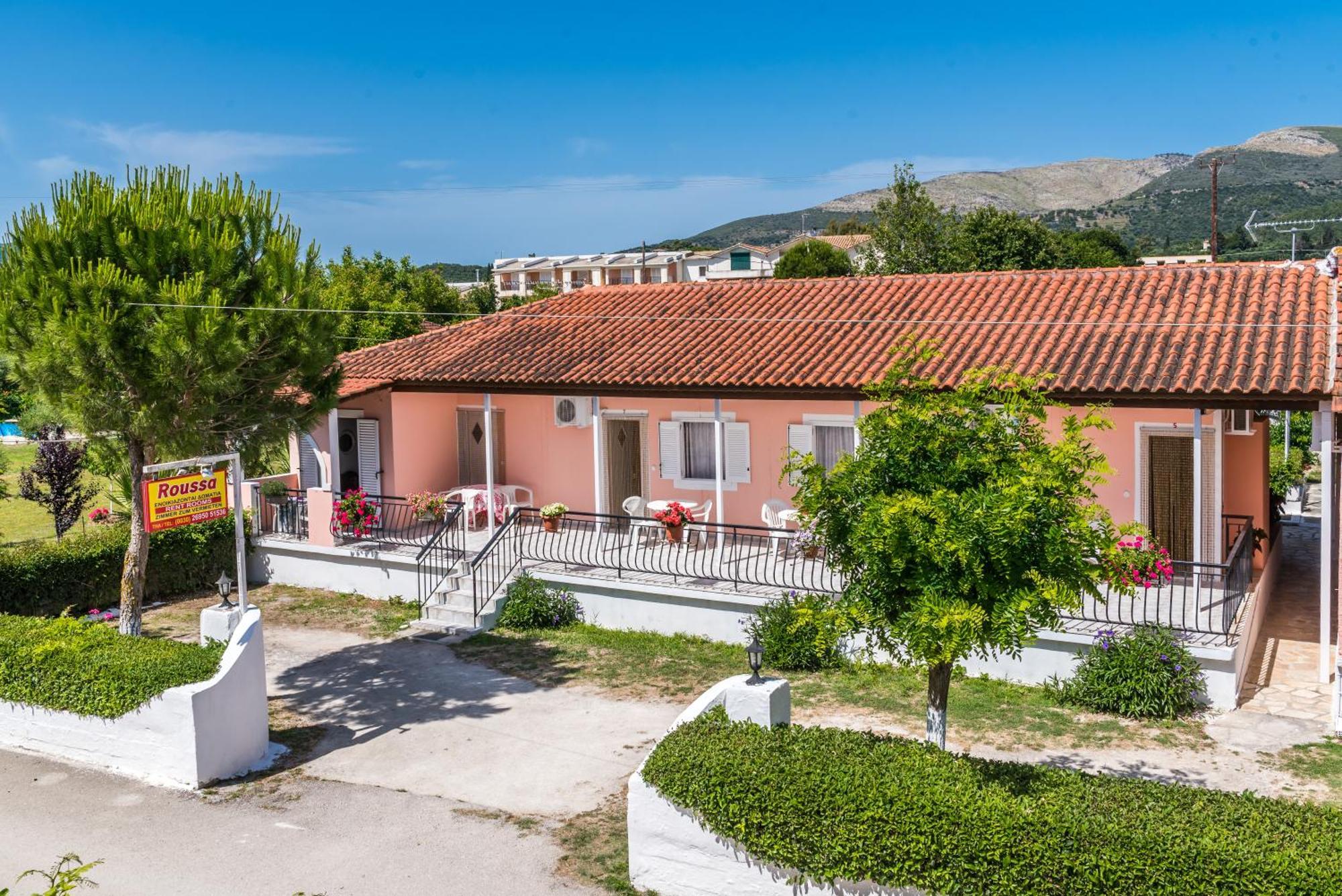 Roussa'S Apartments Laganas Dış mekan fotoğraf
