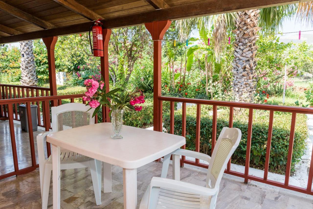 Roussa'S Apartments Laganas Dış mekan fotoğraf