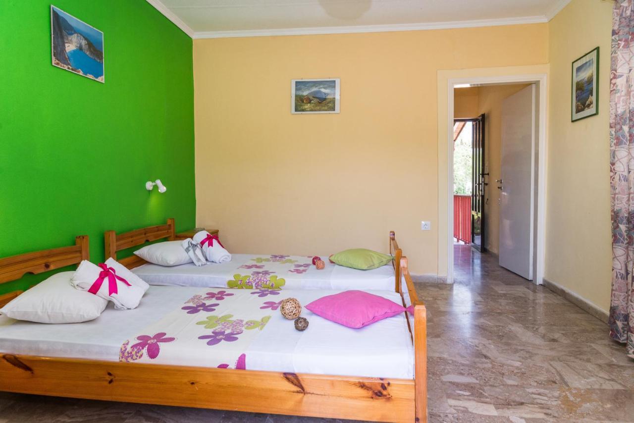 Roussa'S Apartments Laganas Dış mekan fotoğraf