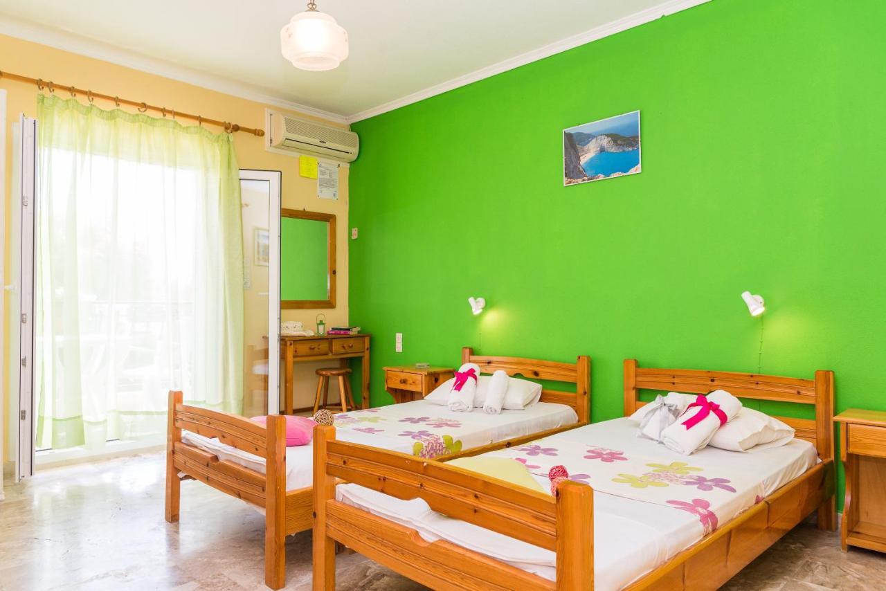 Roussa'S Apartments Laganas Dış mekan fotoğraf