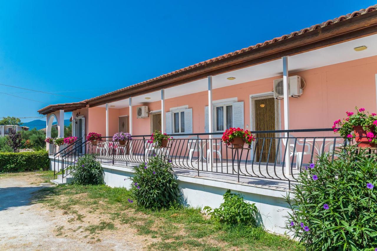 Roussa'S Apartments Laganas Dış mekan fotoğraf