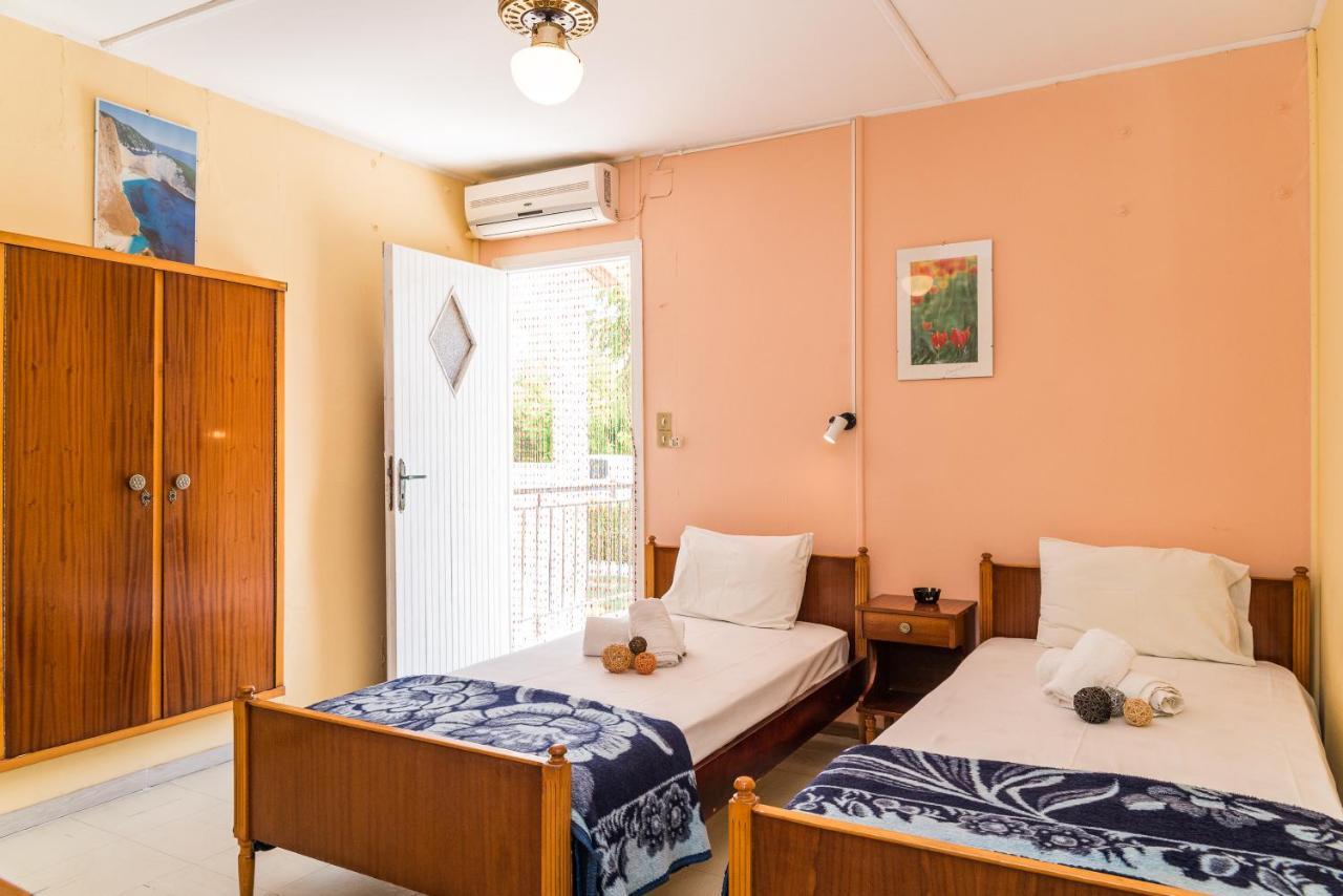 Roussa'S Apartments Laganas Dış mekan fotoğraf