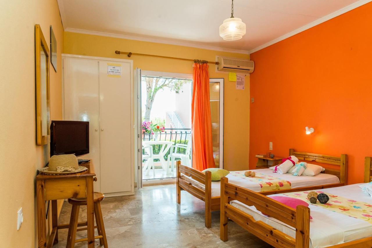 Roussa'S Apartments Laganas Dış mekan fotoğraf