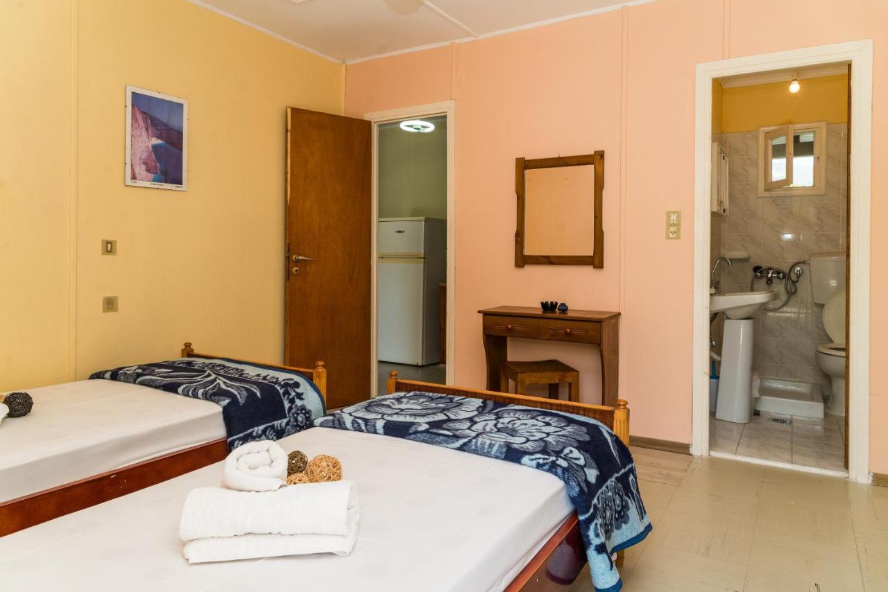 Roussa'S Apartments Laganas Dış mekan fotoğraf